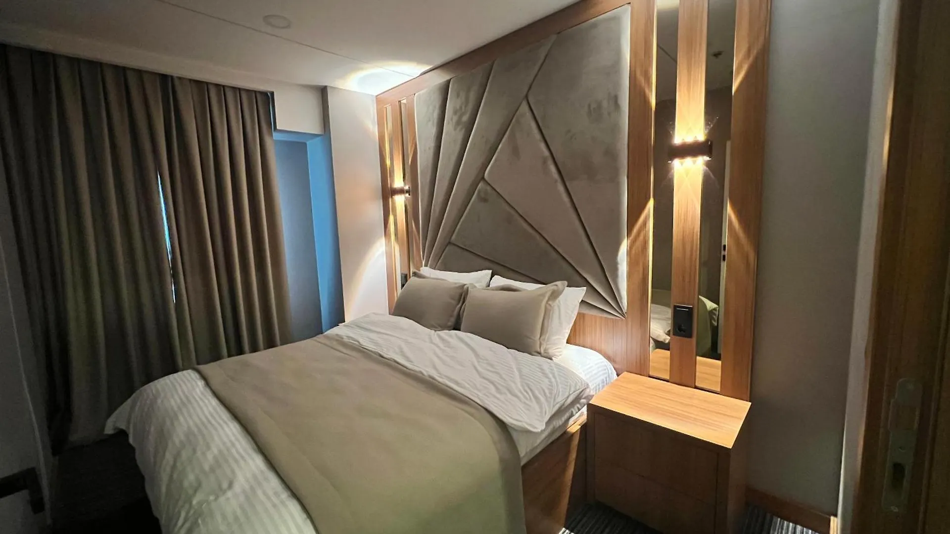 Istanbul Vipinnhotels 0*,