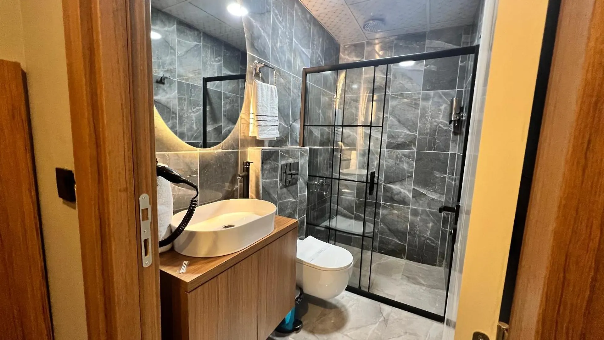 Istanbul Vipinnhotels 0*,  Tyrkiet